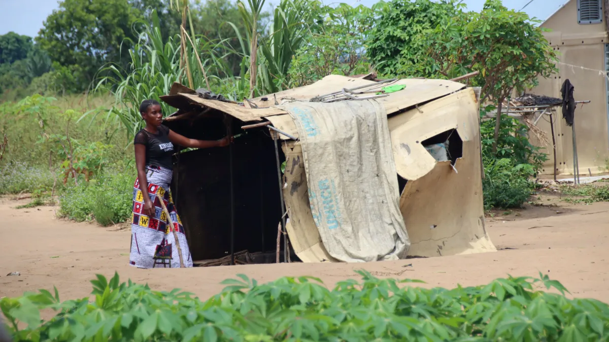 Femme dans un camp de refugies au Congo. @Samperode Mba/UNOCA